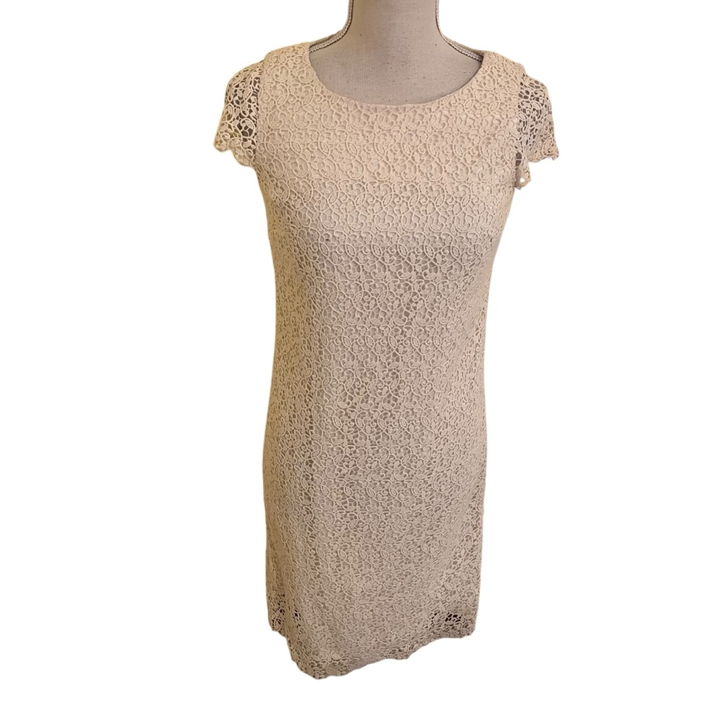 Talbots Cream Lace Short Sleeve Scoop Neck Sheath Dress 2P
